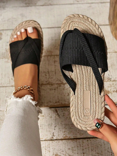 CAMILLA | COMFORTABLE CRISS-CROSS FLAT SANDALS