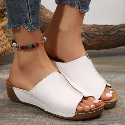 NOVA | CASUAL ORTHOPEDIC OPEN-TOE SANDALS