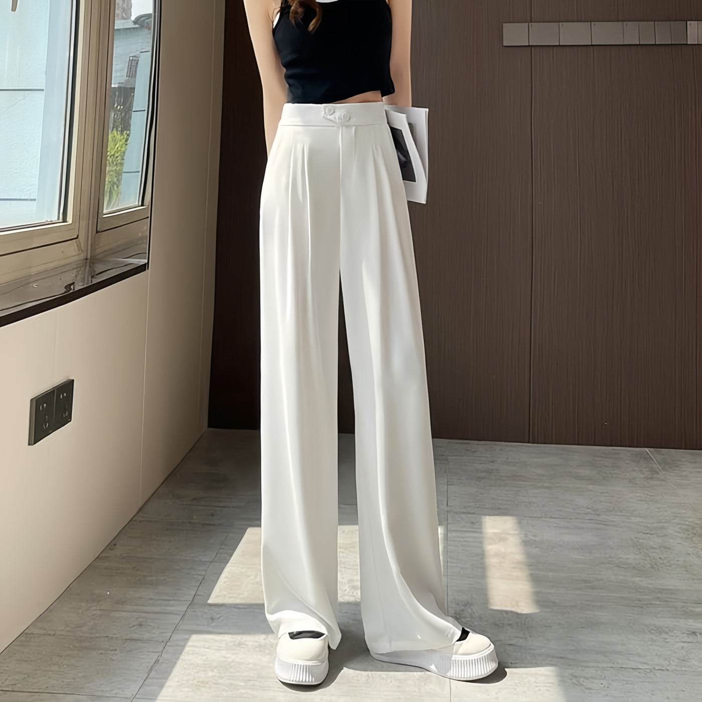 ContourCurve Wide-Leg Pants
