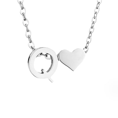 YAHNA | LETTER INITIAL SILVER NECKLACE